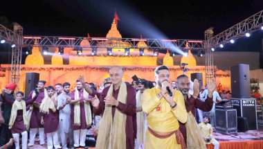 Thousands Attend Maa Ki Chowki in Fazilka as Roshan Prince Performs Devotional Songs